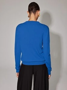Anewsta Essential Cardigan Rajut Lengan Panjang Ringan Wanita Warna Merah Terang, Kerah Bulat, Kancing Kecil, Potongan Ramping, Serbaguna untuk Perjalanan Sehari-hari - Biru - View 7