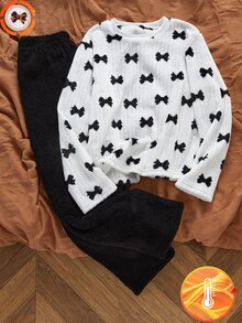 青少年女孩白色底黑蝴蝶結毛絨上衣與黑色毛絨直筒長褲2件套 秋冬舒適保暖居家服 - 黑與白 - 查看 7