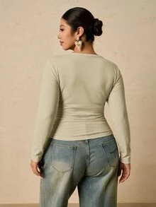 SHEIN VCAY 大尺碼女款白色滿版長袖圓領保暖內搭衫 腰部抓皺收腹 T-shirt 秋季上衣 寬鬆休閒度假正式款 - Fresh Green - 查看 2
