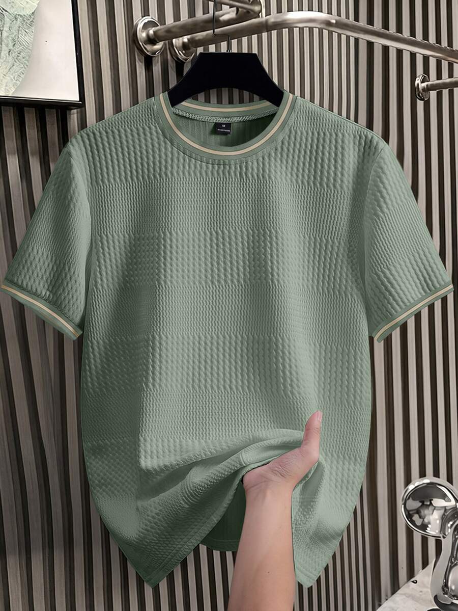Manfinity Homme Kaos Rajut Jacquard Pria Warna Polos dengan Kerah dan Manset Bertekstur. - Hijau - View 1