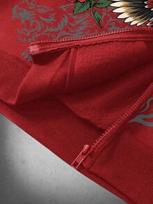 ROMWE MEN Street Life Street Retro Print Pattern Loose Fit Hoodie - Red - View 4