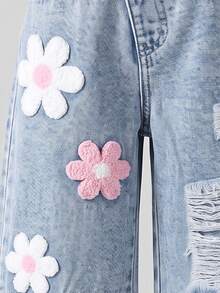 SHEIN 女童牛仔長褲，全新四季款，可愛復古淺藍牛仔色，不對稱腰部設計，粉色與白色對比毛巾刺繡，磨損毛邊下擺搭配雪洗效果，直筒寬腿版型，時尚百搭，柔軟舒適面料，適合日常穿著、聚會及其他場合，全新四季女童款 - 淺色水洗藍 - 查看 5
