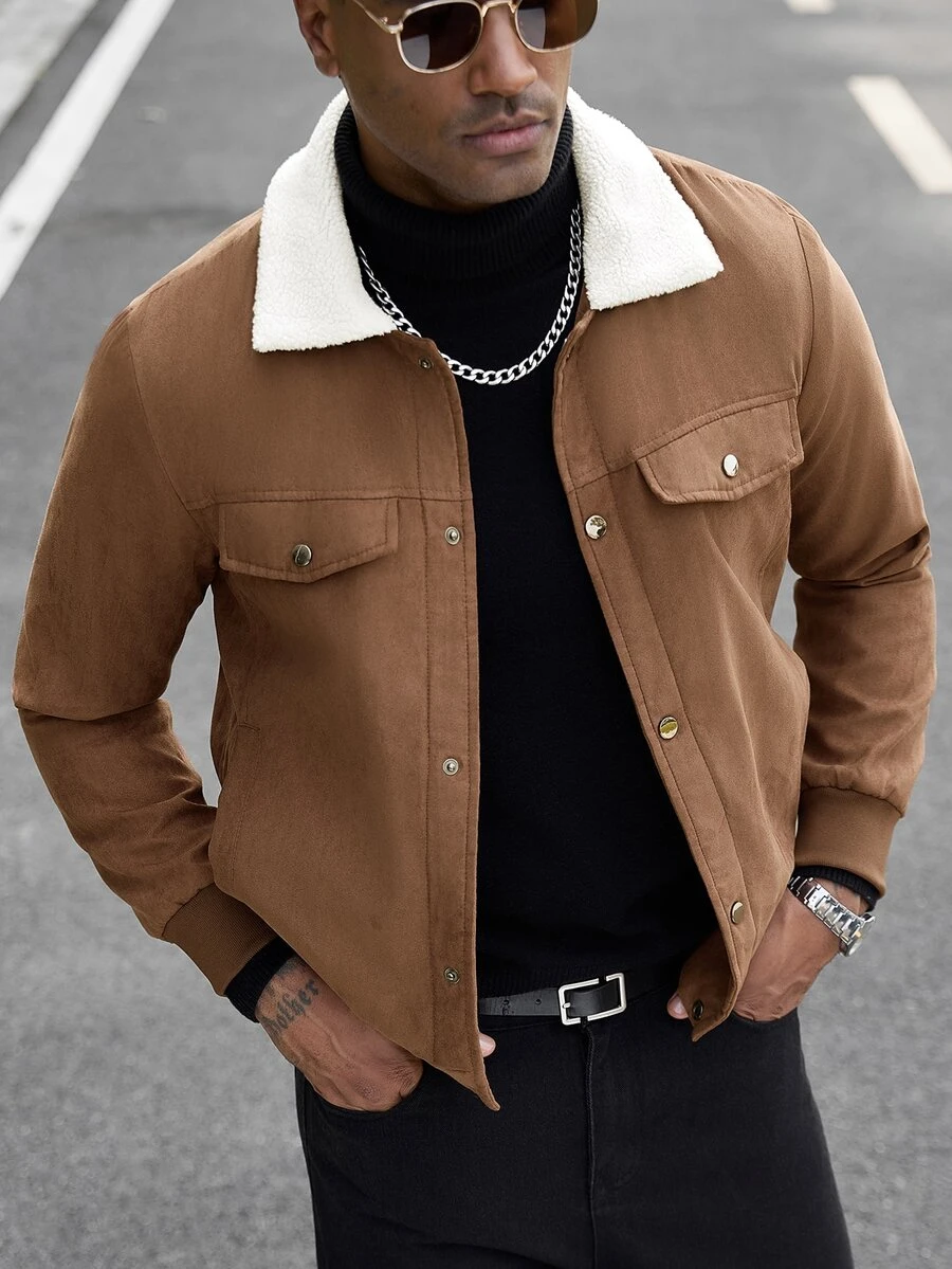 Manfinity CasualCool Jaket Pria Bahan Suede Imitasi, Kerah Bulu Domba Imitasi, Ujung dan Manset Bergaris, Kancing Depan, Kasual, untuk Perjalanan, Kantor, Pakaian Luar Musim Gugur/Dingin - Coklat - View 1