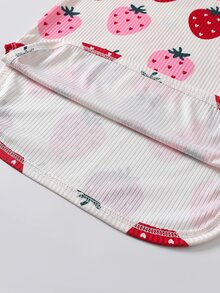 SHEIN Playful Pals 女童 2 件組可愛草莓印花羅紋連帽長袖上衣與純紅色內搭褲套裝，甜美風 - 紅色 - 查看 8