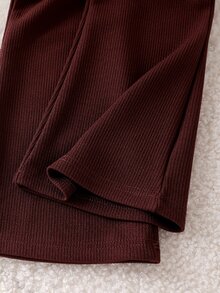 SHEIN 女童 2 件套，秋季/長袖紋理蝴蝶結上衣配波點下擺與喇叭褲，甜美可愛日常穿搭，柔軟針織布料棕色上衣 - 棕色 - 查看 5