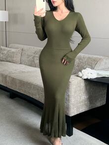 Modelyn Women's V-Neck Premium Bodycon Long Sleeve Sweater Dress, Autumn/Winter - Green - View 5