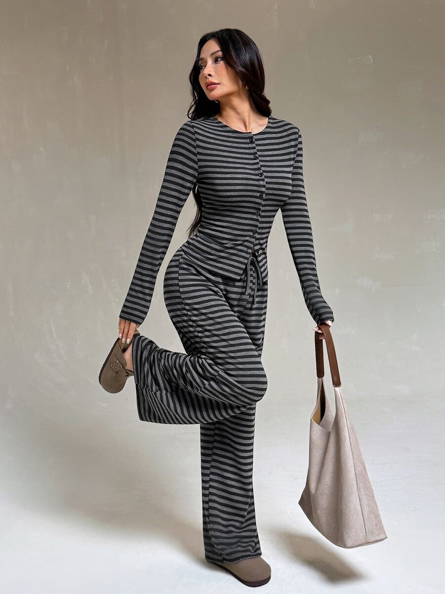 SHEIN PETITE 兩件套灰色條紋上衣與長褲,適合嬌小女性(秋冬) - 灰色 - 查看 1