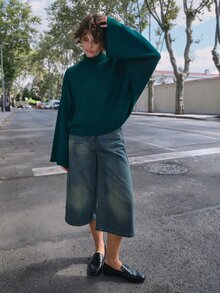 SHEIN كنزة بونشو محبوكة للنساء بأكمام خفاشية فضفاضة وياقة وهمية - أخضر زمردي - أخضر - مشاهدة 6