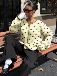 Muchica 女款波點圖案長袖單排扣休閒針織開襟衫 秋冬毛衣 可愛聖誕新年款 - 淡黃色 - 查看 3