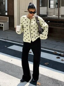 Muchica 女款波點圖案長袖單排扣休閒針織開襟衫 秋冬毛衣 可愛聖誕新年款 - 淡黃色 - 查看 4