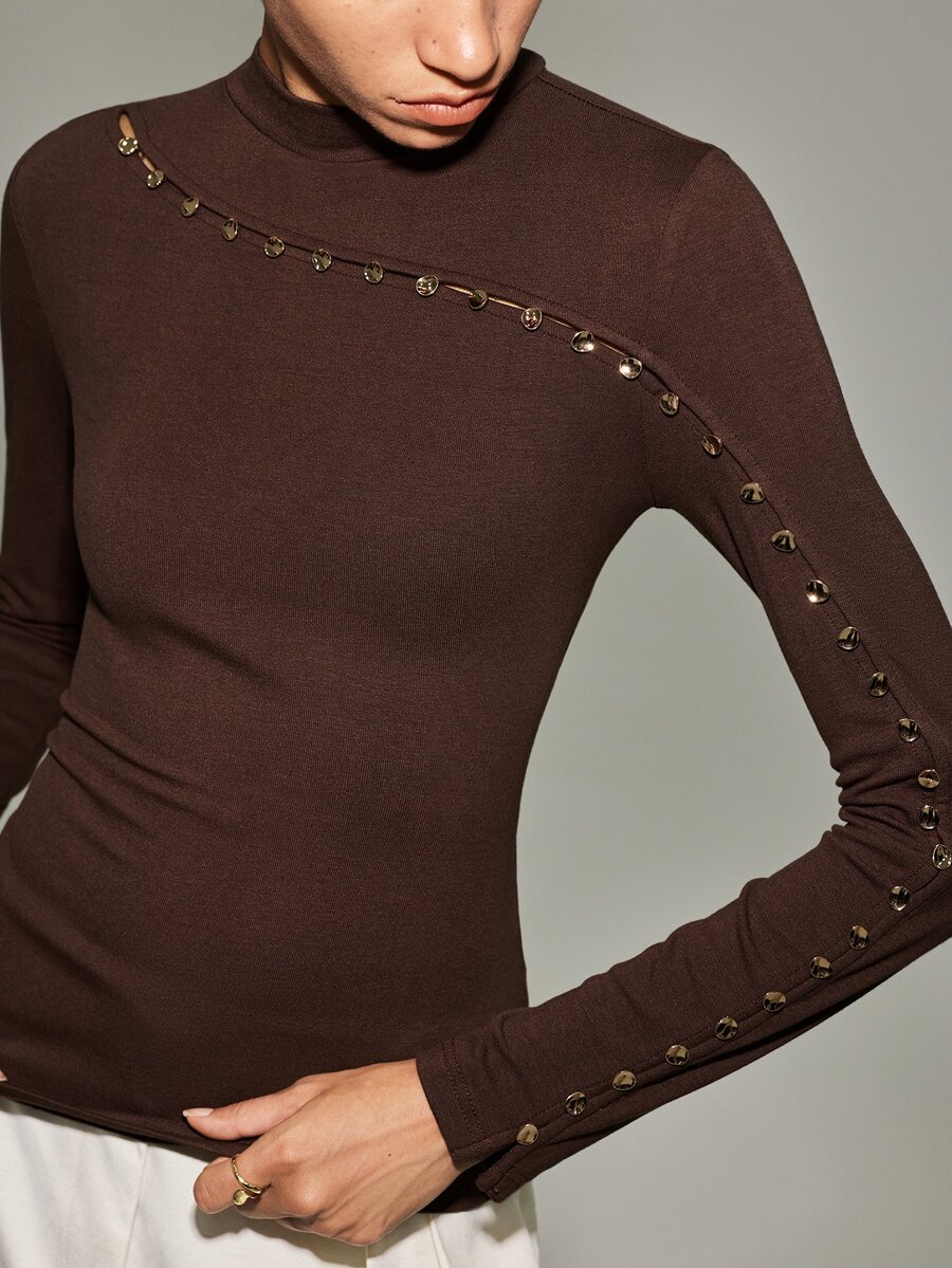 Anewsta Essential Fall/Winter Premium Minimalist Elegant Diagonal Metal Button Crew Neck Knit Top Office Dinner Coco Brown And Golden