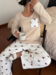 Napfluff Women's Flannel Pocket Decor Fashion Minimalist Heart Print Pajama Set 2-Piece - Multicolor - View 5