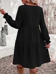 SHEIN VCAY 休閒簡約百搭秋冬純黑色寬鬆圓領大尺碼洋裝，適合日常通勤穿著 - 黑色 - 查看 2