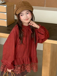 DAZY (Gadis Remaja) Kemeja Musim Gugur Lengan Panjang Kasual dengan Motif Pita dan Patchwork Renda - Burgundy - View 1