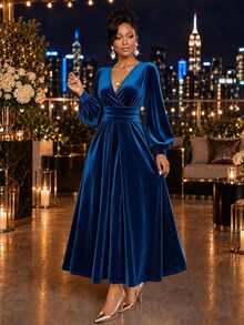 SHEIN Lady فستان طويل كاجوال للحفلات للنساء بلون موحد وياقة V عميقة وتصميم مطوي - الأزرق - مشاهدة 1
