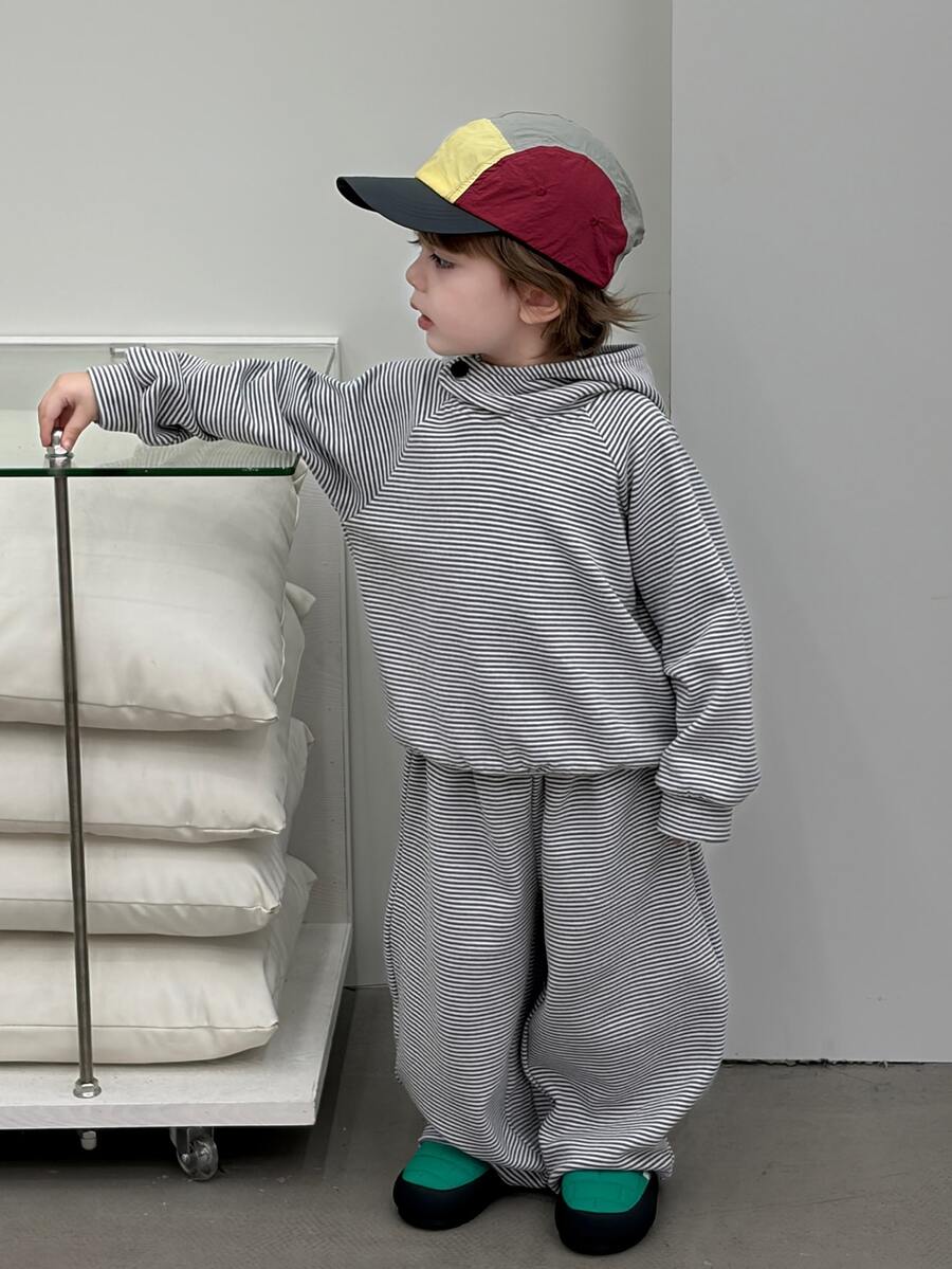 DAZY Infant (Boy) Hooded Striped Korean Style Autumn/Winter Sweatshirt Set - Grey - View 1