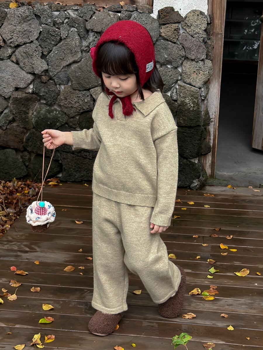 DAZY Infant/Toddler (Girl) Korean Style Casual Long Sleeve Sweater & Long Pants 2 Pieces Set - Khaki - View 1