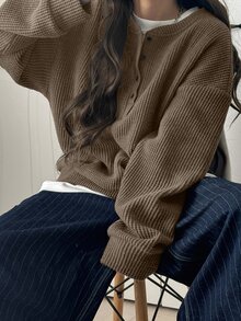 FRIFUL 女款純色圓領前開鈕扣落肩長袖寬鬆休閒套頭運動衫，秋冬款 - 棕色 - 查看 1