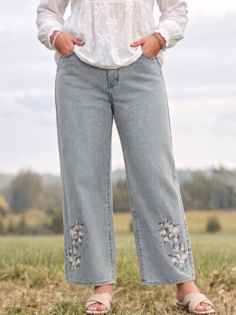EMERY ROSE Fal BOHO Flattering Embroidered Floral Print Denim Light Blue Vacation Travel Breathable Plus Size Denim Jeans For Women