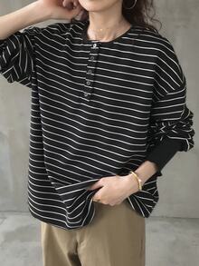 FRIFUL 女款條紋休閒日常穿著T恤 - 黑色 - 查看 4