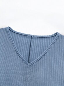 QUELARIE Plus Size Casual Loose V-Neck Top Fall - Blue - View 3
