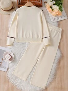 少女黑白針織兩件套服裝，優雅秋季毛衣套裝，附荷葉領與3D珍珠裝飾，親子款長褲套裝 - 米色 - 查看 2
