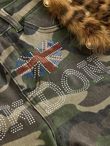 ROMWE Hippie Vintage Leopard & Floral Print Y2K Slim Fit Denim Mid-Length Pants - Green - View 2