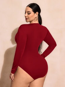 SHEIN SXY Plus Size Solid Scoop Neck Bodysuit - Red - View 2