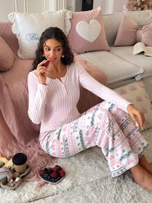 SweetSlumber Set Piyama Wanita Musim Gugur/Dingin: Atasan Rajut Bergaris Nyaman dan Celana Panjang Lembut Motif Fair Isle - MultiWarna - View 6