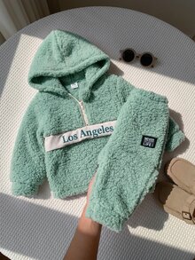 SHEIN 男嬰可愛休閒秋冬米色毛絨連帽衛衣與鬆緊腰長褲套裝 - 綠色 - 查看 8