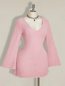 SHEIN ICON 女款大尺碼秋冬保暖復古優雅通勤簡約V領喇叭袖毛絨羅紋黑色緊身洋裝 - 粉色 - 查看 5