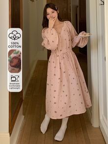 DAZY فستان نوم نسائي بياقة على شكل حرف V وطباعة شاملة للاستخدام اليومي والمنزلي - وردي - مشاهدة 3