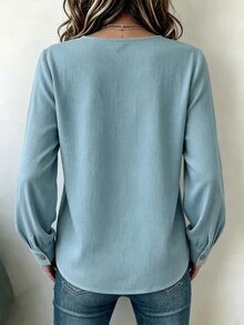 Linhara CURVE Kemeja Kasual Serbaguna untuk Wanita Ukuran Besar, Warna Polos, Cocok untuk Pemakaian Sehari-hari di Musim Gugur - Dusty Blue - View 2