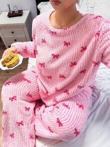 Napfluff CURVE Napfluff CURVE Plus Size Cute Bow Striped Plush Pajama Set 2 Pieces - Pink - View 6