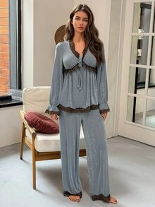 DAZY طقم بيجامة نسائي بقمة بأكمام طويلة وربطة أمامية من الدانتيل المتباين وبنطال - الأزرق - مشاهدة 3