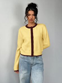 SHEIN BASICS 女款對比色保暖飾邊薄款開襟衫，辦公日常穿搭，黑白配色，秋季優雅款，秋冬基礎款，返校外出穿搭 - 淡黃色 - 查看 7