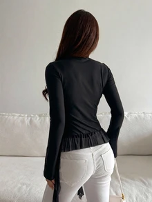 Livesso 女款黑色圓領長袖純色寬鬆休閒落肩百搭萬能T恤，秋季 - 黑色 - 查看 2