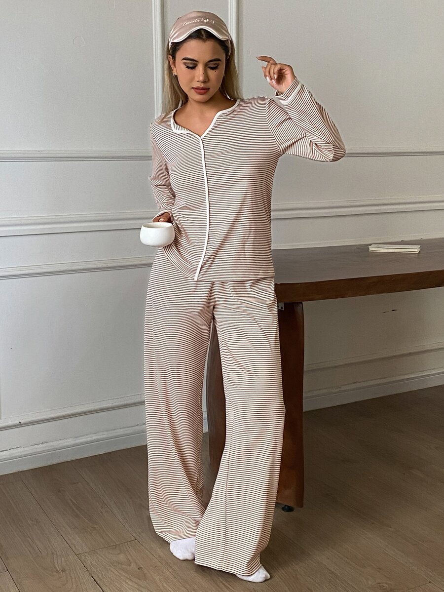 DAZY 2pcs Striped V-Neck Loose Long Sleeve Straight Leg Long Pajama Pants Set Women's Sleepwear - Red - View 1