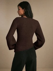 Poéselle 女款優雅羅紋提花不對稱下擺保暖毛衣，秋冬針織上衣，適合上班、約會、度假、派對與節日穿搭 - 棕色 - 查看 3