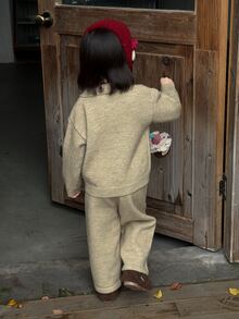 DAZY Infant/Toddler (Girl) Korean Style Casual Long Sleeve Sweater & Long Pants 2 Pieces Set - Khaki - View 2