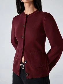 LYSMO 2025新款女款酒紅色秋季時尚日常極簡純色鈕扣開襟針織外套，休閒通勤拼接口袋毛衣，適合聖誕與冬季 - 酒紅色 - 查看 5
