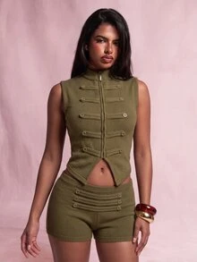Nooralise طقم نسائي من قطعتين: سترة كارديجان محبوكة بسحاب أمامي وشورت محبوك - أخضر عسكري - مشاهدة 1