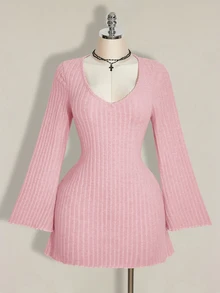 SHEIN ICON 女款大尺碼秋冬保暖復古優雅通勤簡約V領喇叭袖毛絨羅紋黑色緊身洋裝 - 粉色 - 查看 3