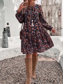 SHEIN VCAY Casual Minimalist Ditsy Floral Pattern Loose Fit Plus Size Round Neck Dress, Suitable For Autumn/Winter - Multicolor - View 4
