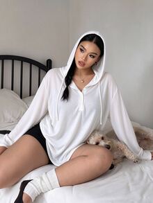 Vibekara 休閒優雅極簡風連帽寬鬆修身套頭底層T恤，大尺碼女款，秋冬灰色 - 白色 - 查看 5