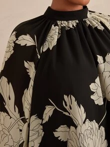 Travachic 大尺碼花卉印花百褶長袖襯衫，適合度假 - 黑色 - 查看 7