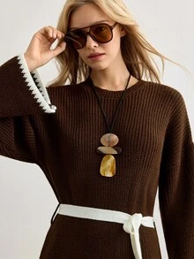 SHEIN فستان ماكسي محبوك مضلع باللون البني الشوكولاتة مع ألواح جانبية باللون الكريمي المتباين، حزام خصر قابل للتعديل - بني - مشاهدة 6