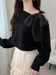 FRIFUL 女款拼色不對稱露肩落肩長袖蝴蝶結肩部寬鬆休閒百搭針織衫 秋季女裝 - 黑色 - 查看 4