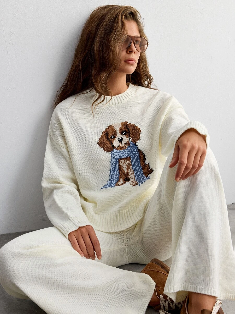 SHEIN طقم نسائي قطعتين من كنزة بياقة دائرية مطرزة برسمة كلب وبنطال كنزة بقصة فضفاضة باللون الأبيض - أبيض - مشاهدة 1