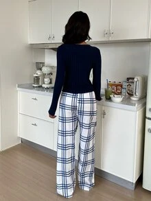 ZzzCrew Women's Navy Blue Fleece Ribbed Bubble Crinkle Plaid Print Pants Casual Pajama Set - Navy Blue - View 2